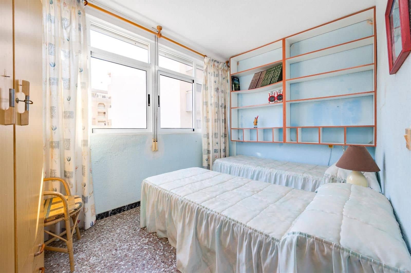 3 makuuhuone Asunto myytävänä paikassa Torrevieja - 159 900 € (Ref: 9237394)