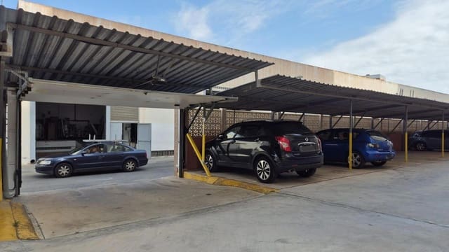 2 slaapkamer Flat te koop in Nueva Torrevieja, Torrevieja met zwembad garage - € 127.400 (Ref: 9237397)