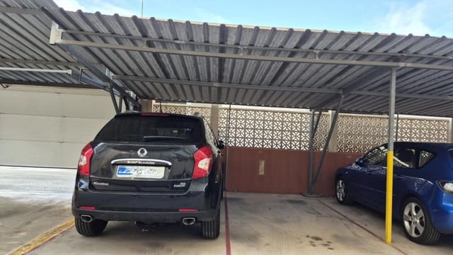 2 slaapkamer Flat te koop in Nueva Torrevieja, Torrevieja met zwembad garage - € 127.400 (Ref: 9237397)