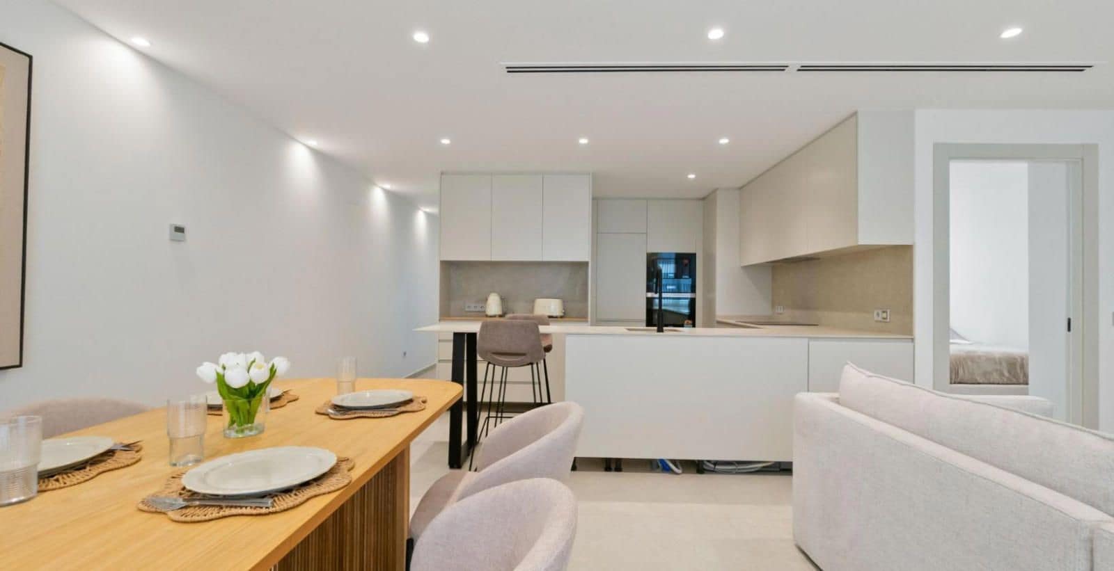 3 Zimmer Wohnung zu verkaufen in Torrevieja mit Garage - 319.000 € (Ref: 9237401)