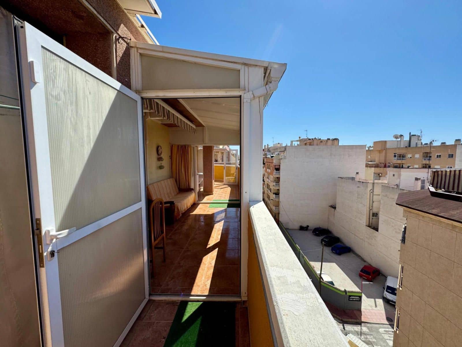 2 soveværelse Penthouse til salg i Torrevieja med swimmingpool - € 149.900 (Ref: 9237402)