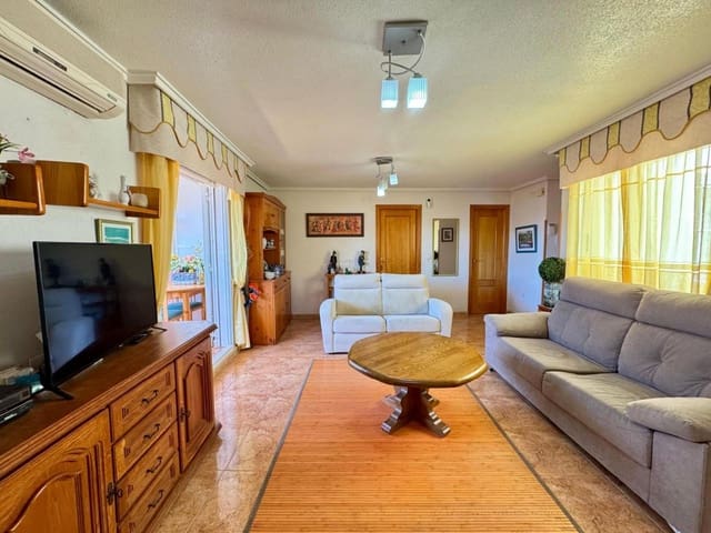 2 soveværelse Penthouse til salg i Puerto Deportivo, Torrevieja med swimmingpool - € 149.900 (Ref: 9237402)