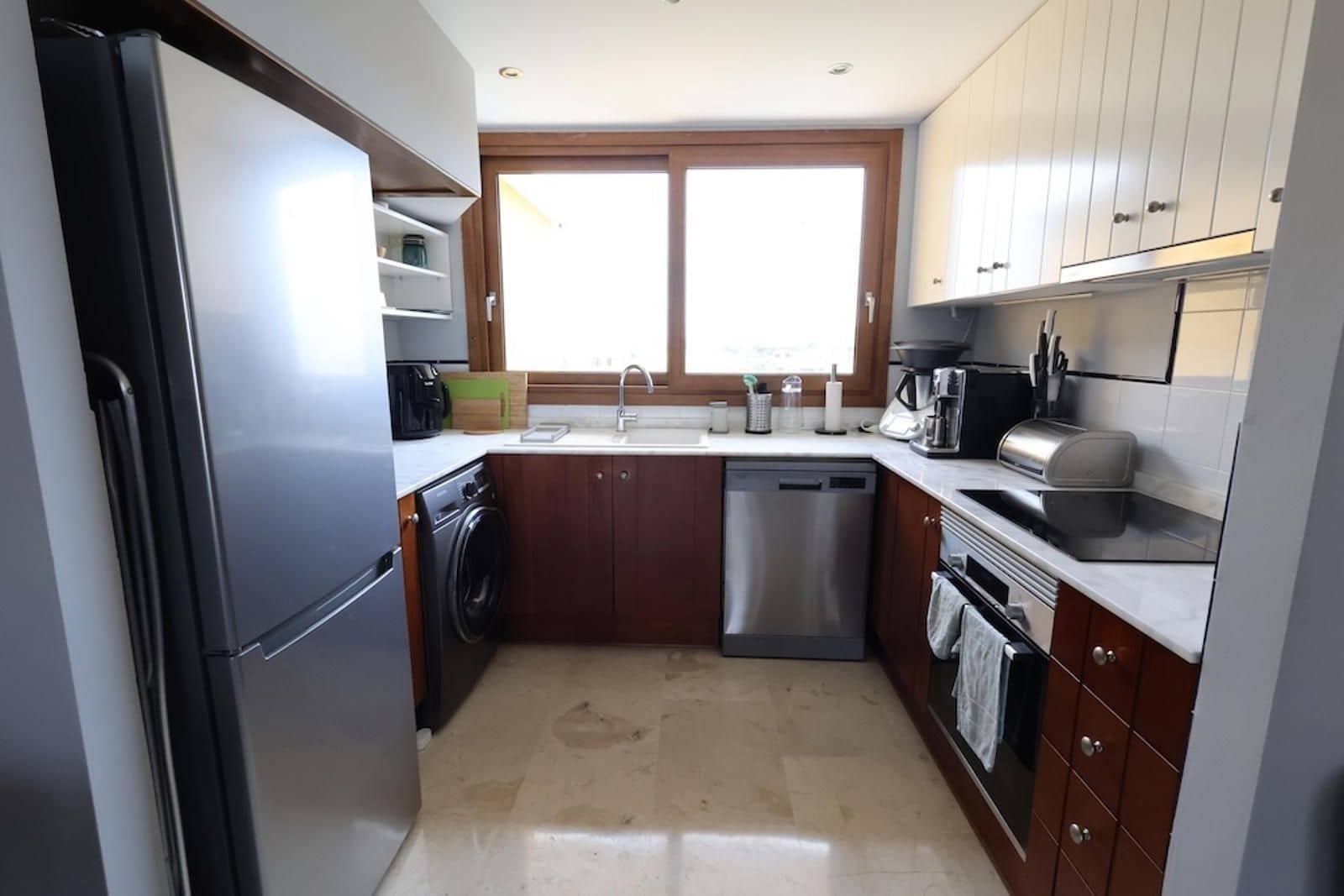 2 makuuhuone Kattohuoneisto myytävänä paikassa Punta Prima mukana uima-altaan 
autotalli - 279 000 € (Ref: 9237406)