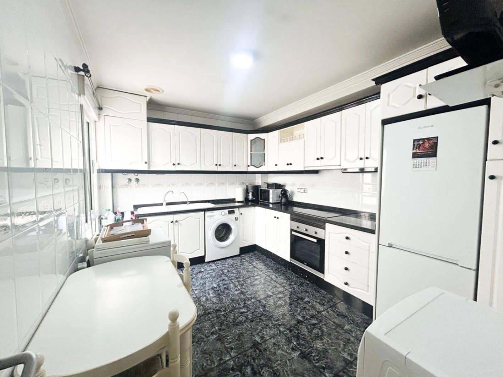 3 makuuhuone Kattohuoneisto myytävänä paikassa Torrevieja - 217 000 € (Ref: 9237407)