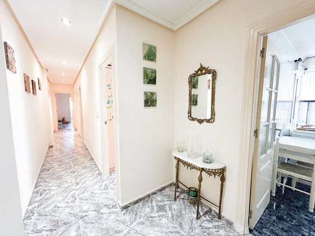 3 quarto Penthouse para venda em Parque de las Naciones, Torrevieja - 217 000 € (Ref: 9237407)