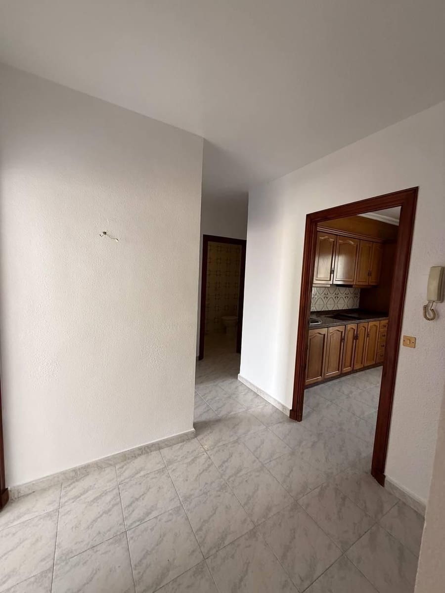 Flat for sale in Torrevieja - € 165,000 (Ref: 9237418)