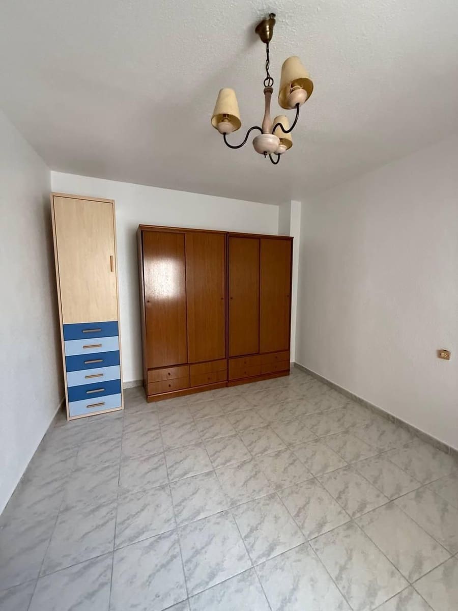 Flat for sale in Torrevieja - € 165,000 (Ref: 9237418)