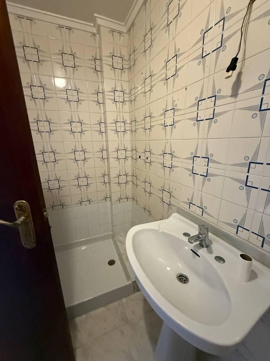 Flat for sale in Torrevieja - € 165,000 (Ref: 9237418)