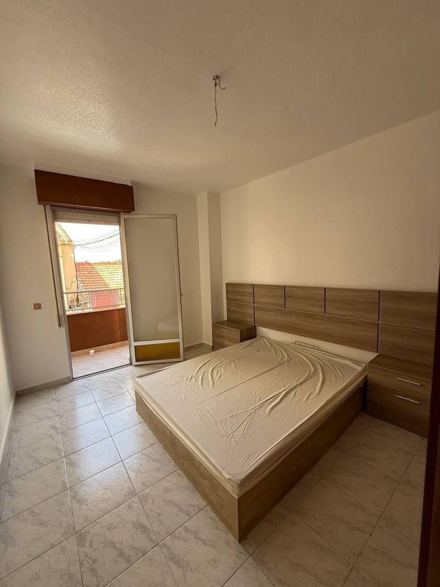 Flat for sale in Torrevieja - € 165,000 (Ref: 9237418)