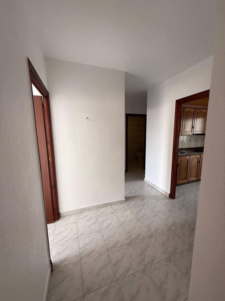 Flat for sale in Torrevieja - € 165,000 (Ref: 9237418)