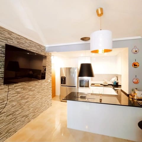 3 chambre Appartement à vendre à Dehesa de Campoamor, Orihuela avec piscine - 279 000 € (Ref: 9237437)