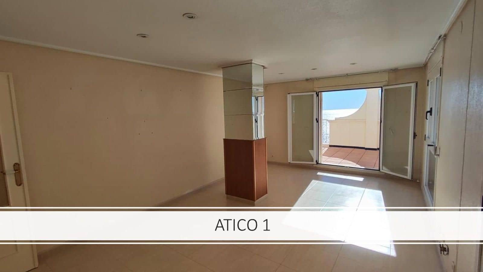 5 Zimmer Penthouse zu verkaufen in Torrevieja mit Garage - 660.000 € (Ref: 9237446)