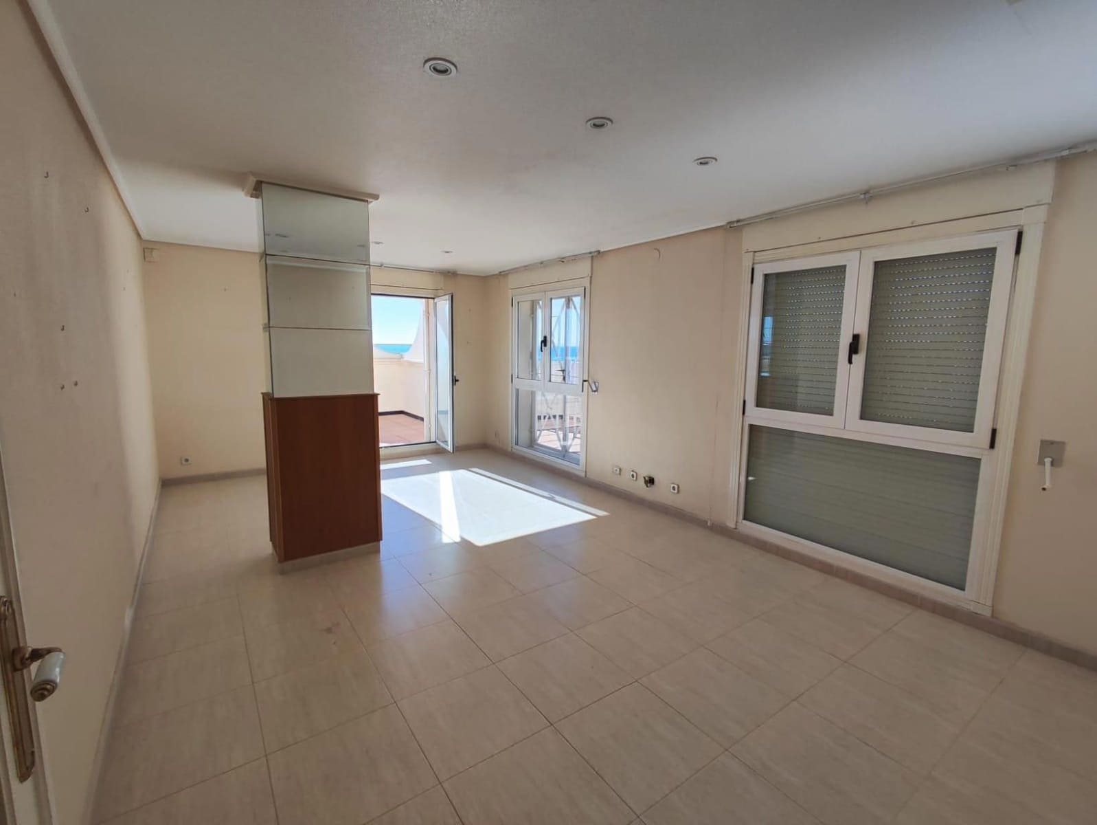 5 Zimmer Penthouse zu verkaufen in Torrevieja mit Garage - 660.000 € (Ref: 9237446)