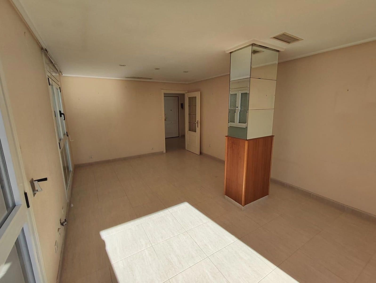 5 Zimmer Penthouse zu verkaufen in Torrevieja mit Garage - 660.000 € (Ref: 9237446)