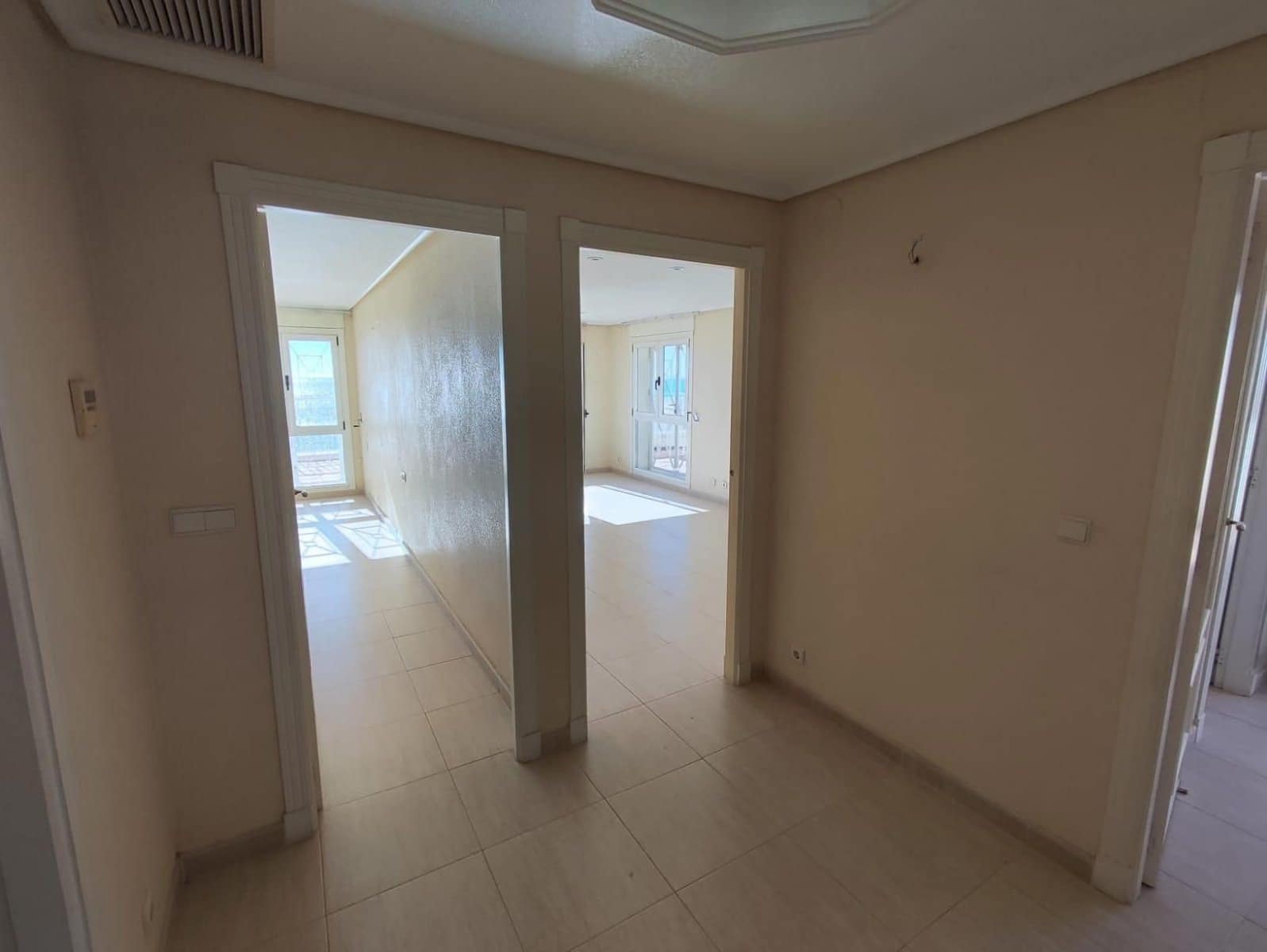 5 Zimmer Penthouse zu verkaufen in Torrevieja mit Garage - 660.000 € (Ref: 9237446)