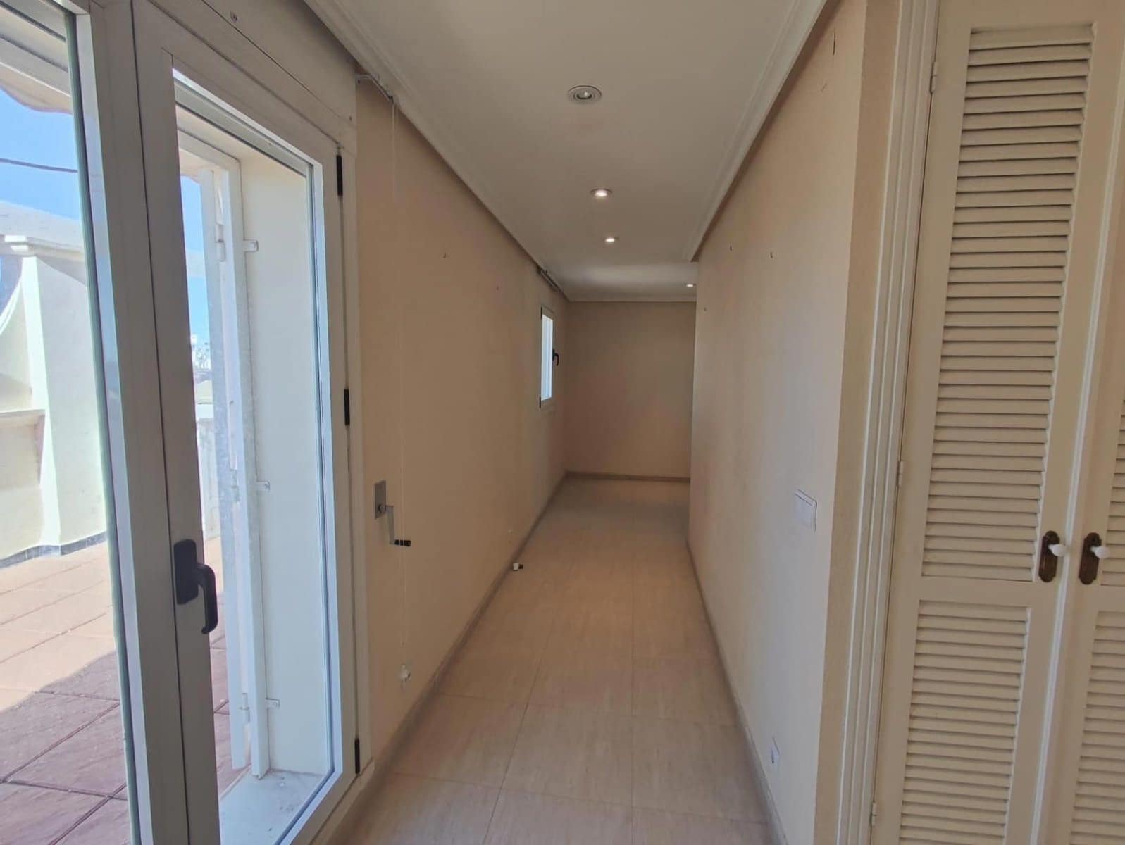 5 Zimmer Penthouse zu verkaufen in Torrevieja mit Garage - 660.000 € (Ref: 9237446)