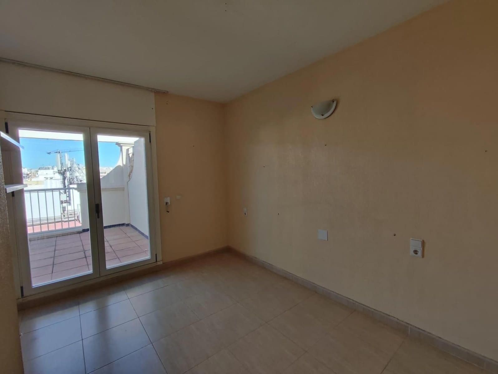 5 Zimmer Penthouse zu verkaufen in Torrevieja mit Garage - 660.000 € (Ref: 9237446)