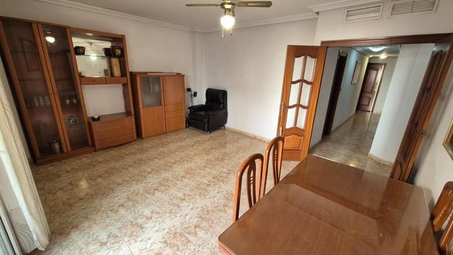 3 chambre Appartement à vendre à Centro - Muelle Pesquero, Torrevieja avec garage - 199 000 € (Ref: 9237454)