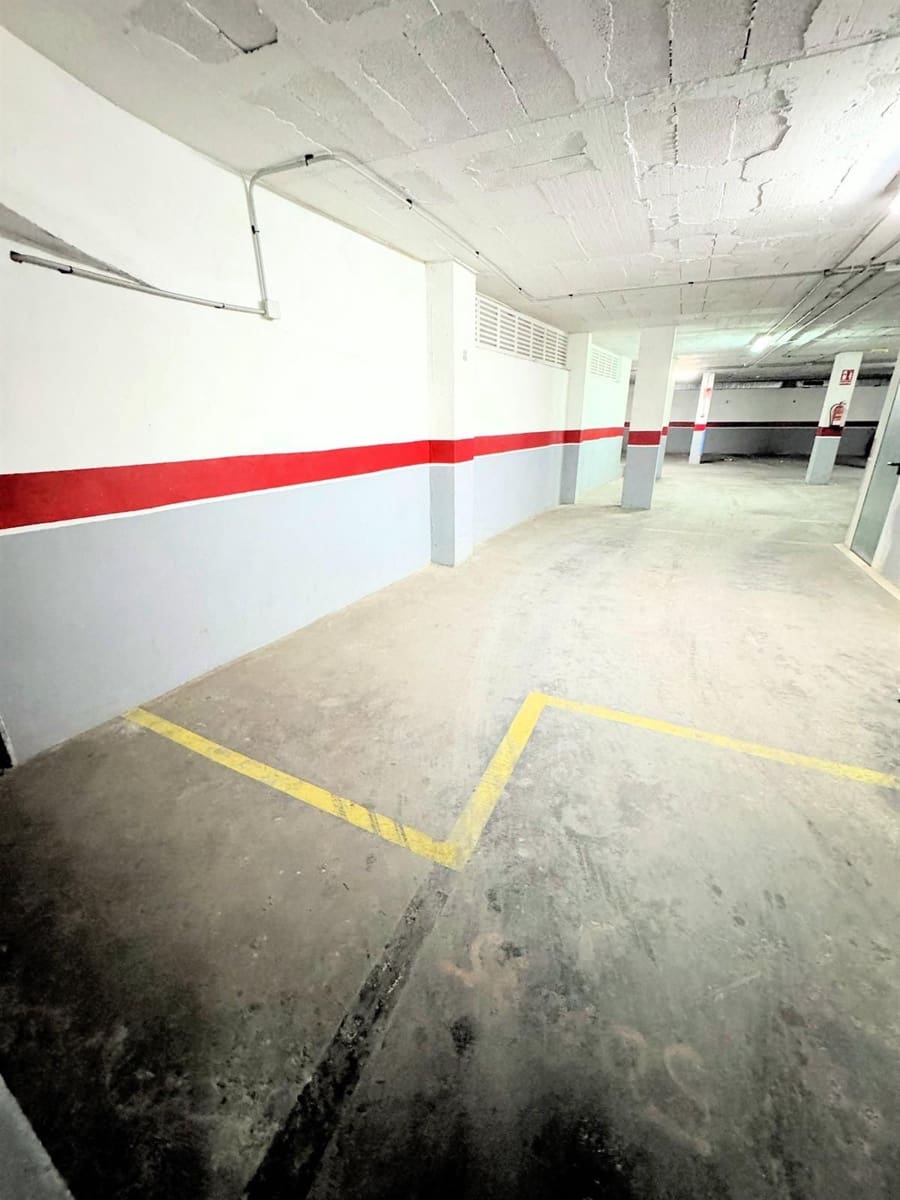 2 makuuhuone Asunto myytävänä paikassa Torrevieja mukana uima-altaan 
autotalli - 129 900 € (Ref: 9237459)