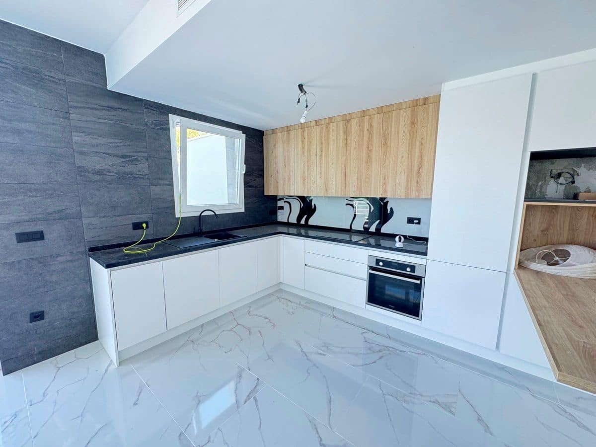 4 sovrum Villa till salu i Los Balcones med pool garage - 599 000 € (Ref: 9237475)