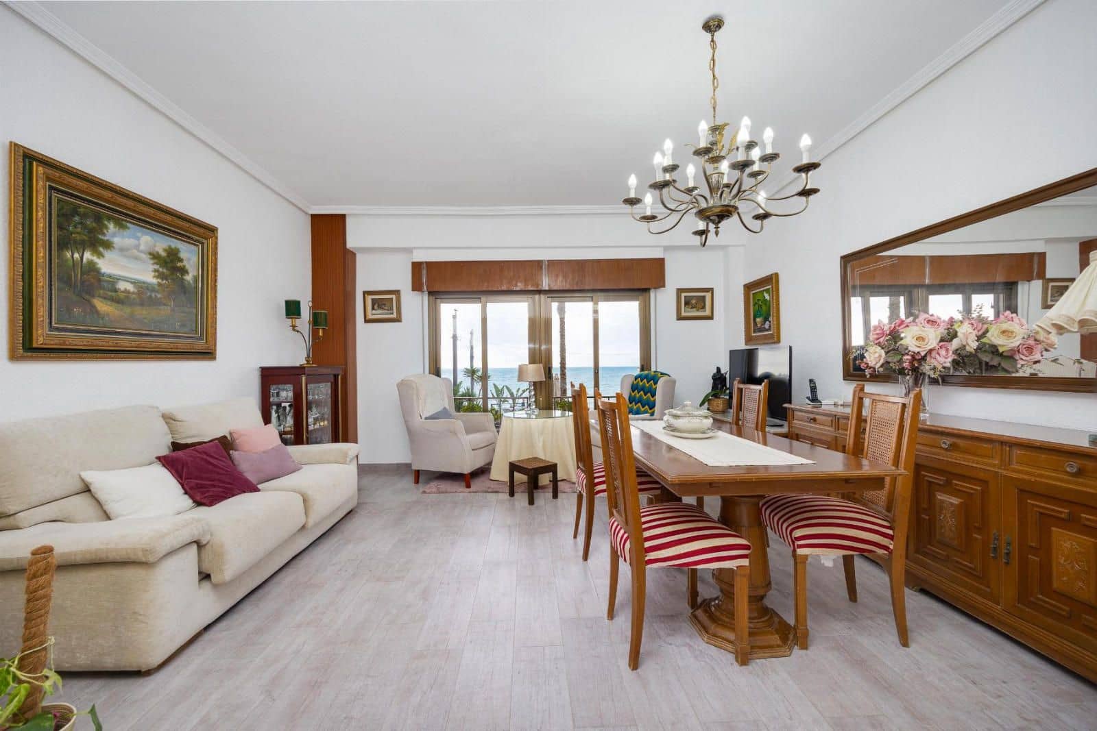 4 sypialnia Mieszkanie na sprzedaż w Torrevieja z basenem - 260 000 € (Ref: 9237491)