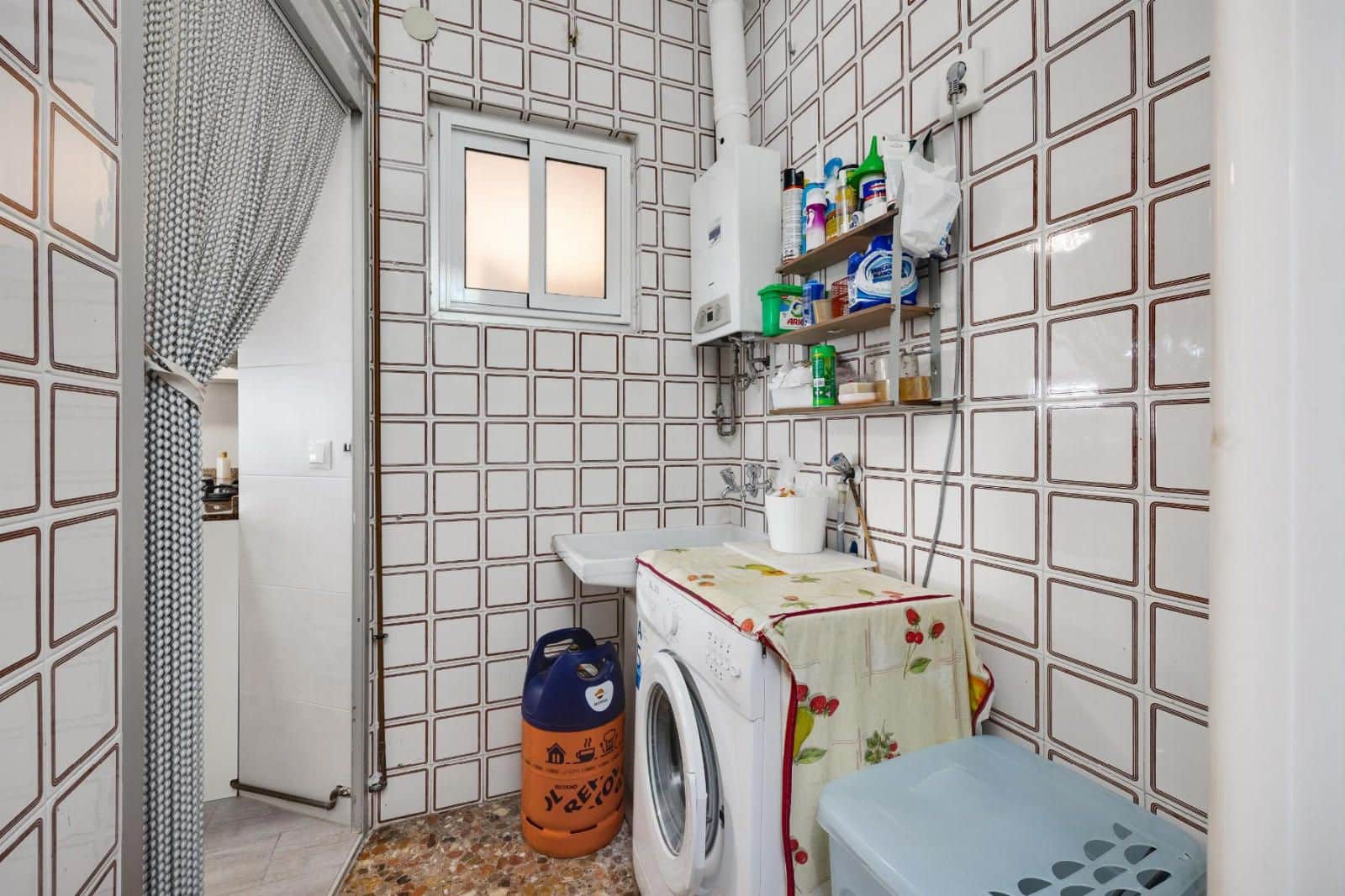 4 sypialnia Mieszkanie na sprzedaż w Torrevieja z basenem - 260 000 € (Ref: 9237491)