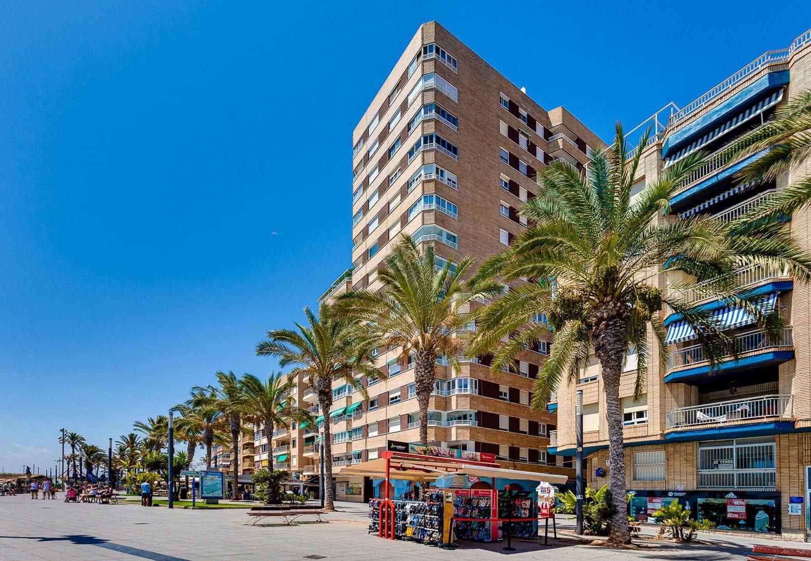 4 sypialnia Mieszkanie na sprzedaż w Torrevieja z basenem - 260 000 € (Ref: 9237491)