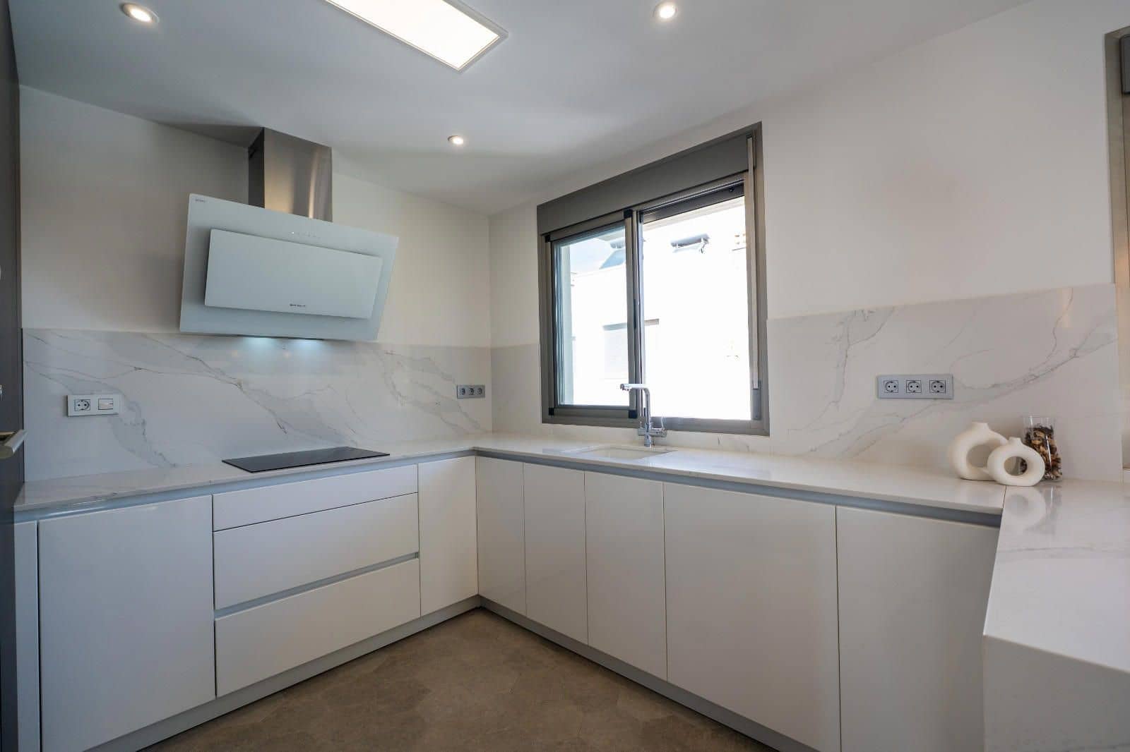 3 soverom Villa til salgs i Bigastro med svømmebasseng garasje - € 329 900 (Ref: 9237493)