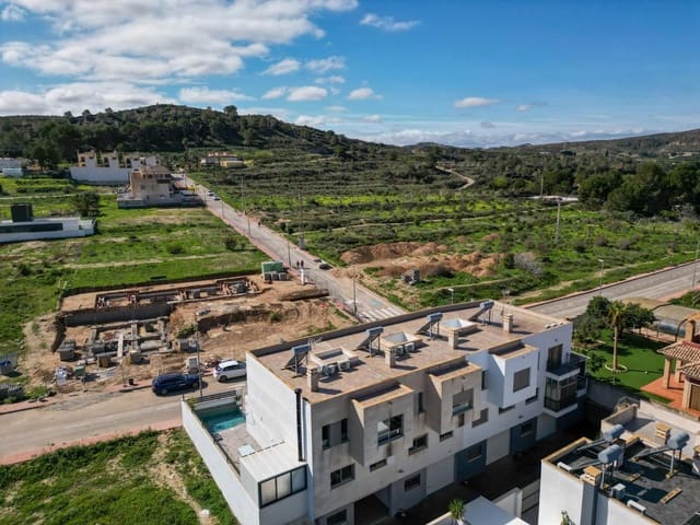 3 bedroom Villa for sale in Bigastro with pool garage - € 329,900 (Ref: 9237493)