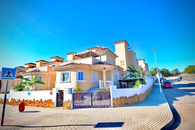 Chalet de 4 habitaciones en San Miguel de Salinas en venta con piscina garaje - 320.000 € (Ref: 9237498)