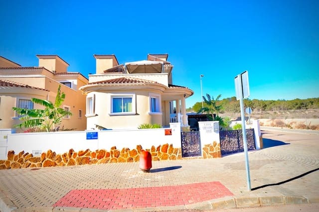 Chalet de 4 habitaciones en San Miguel de Salinas en venta con piscina garaje - 320.000 € (Ref: 9237498)