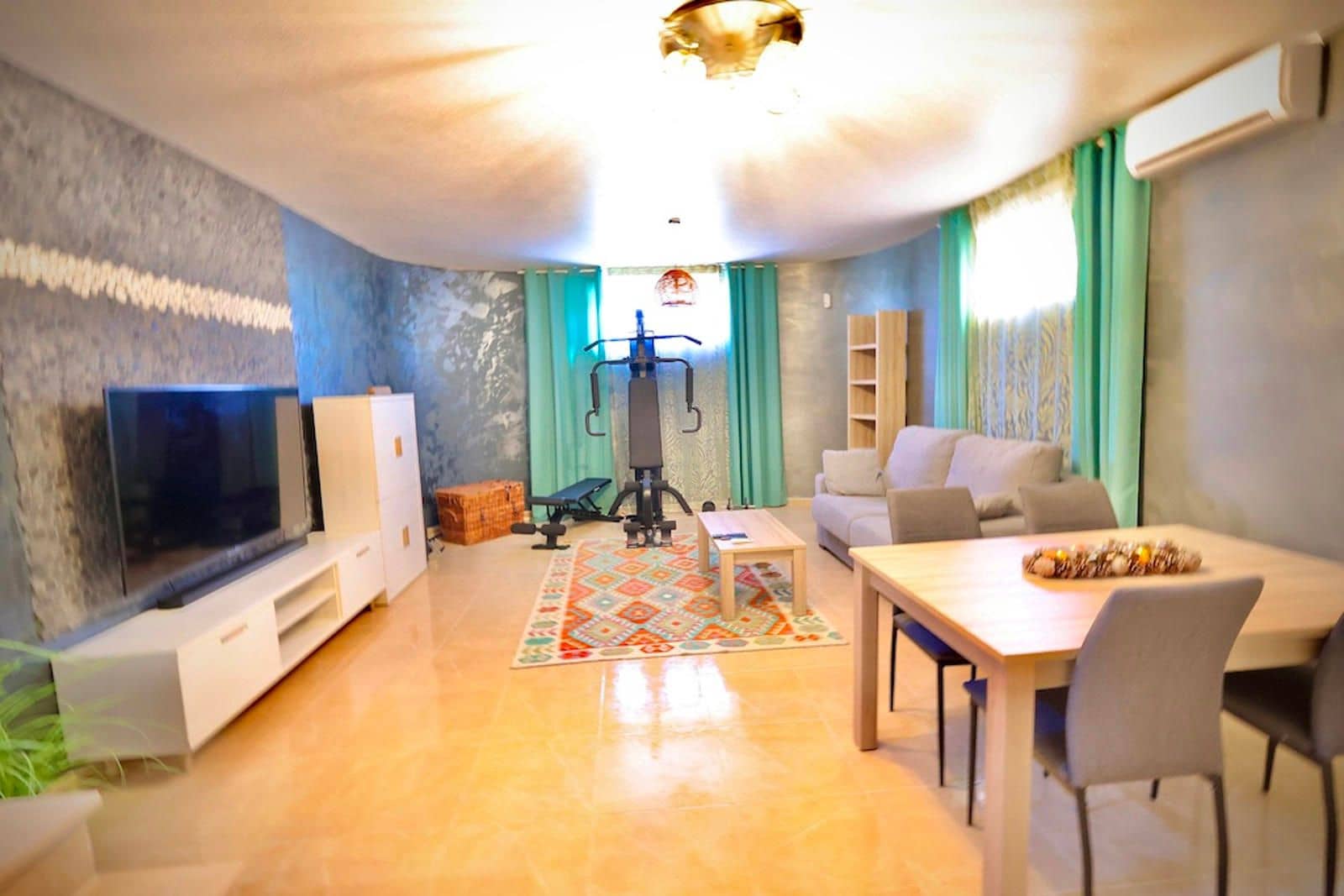 4 chambre Villa/Maison à vendre à San Miguel de Salinas avec piscine garage - 320 000 € (Ref: 9237498)