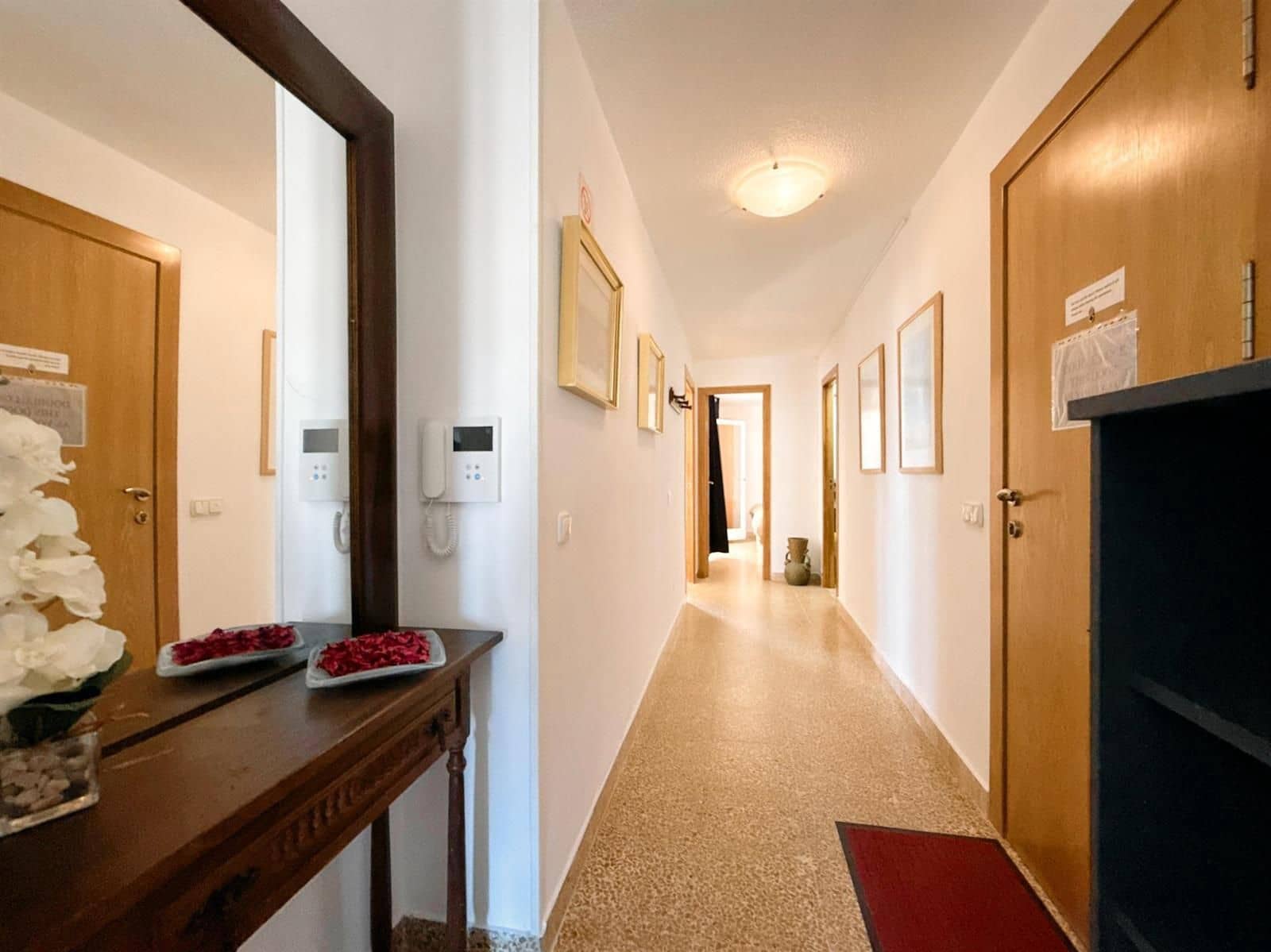 Piso de 3 habitaciones en Torrevieja en venta - 250.000 € (Ref: 9237505)