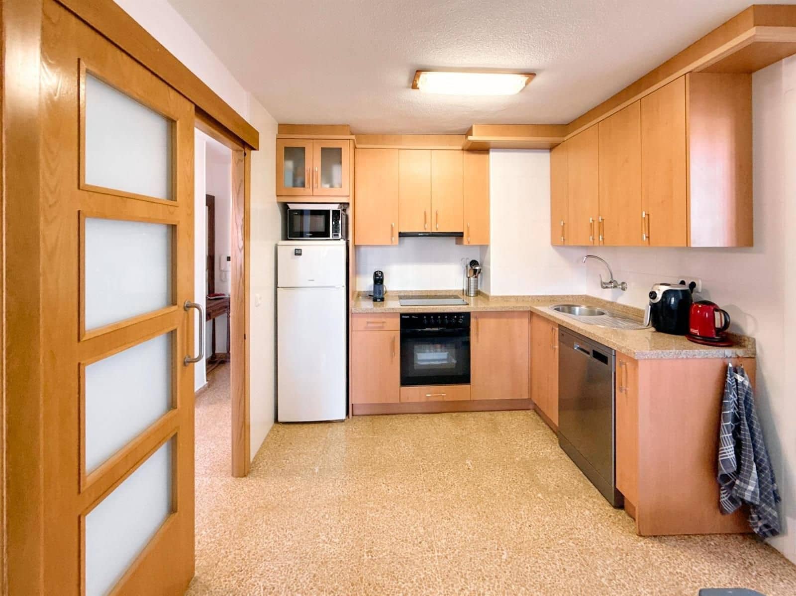 Piso de 3 habitaciones en Torrevieja en venta - 250.000 € (Ref: 9237505)