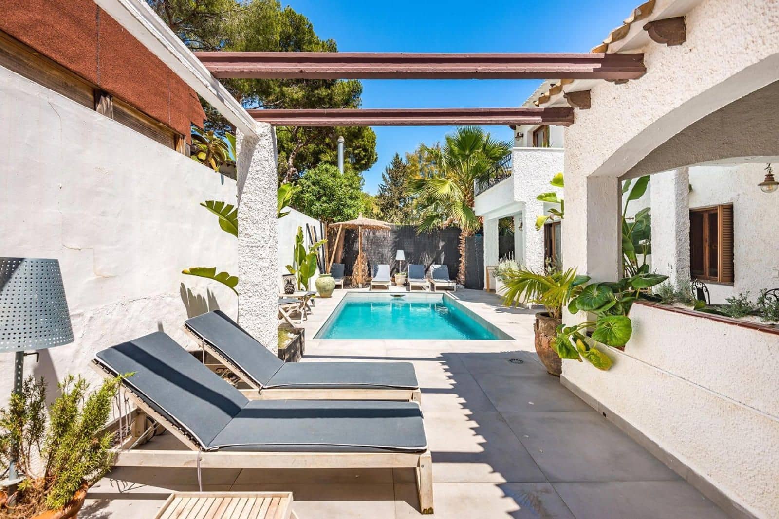 Chalet de 5 habitaciones en Orihuela Costa en venta con piscina garaje - 930.000 € (Ref: 9237508)