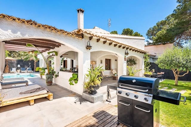 Chalet de 5 habitaciones en Orihuela Costa, Orihuela en venta con piscina garaje - 930.000 € (Ref: 9237508)