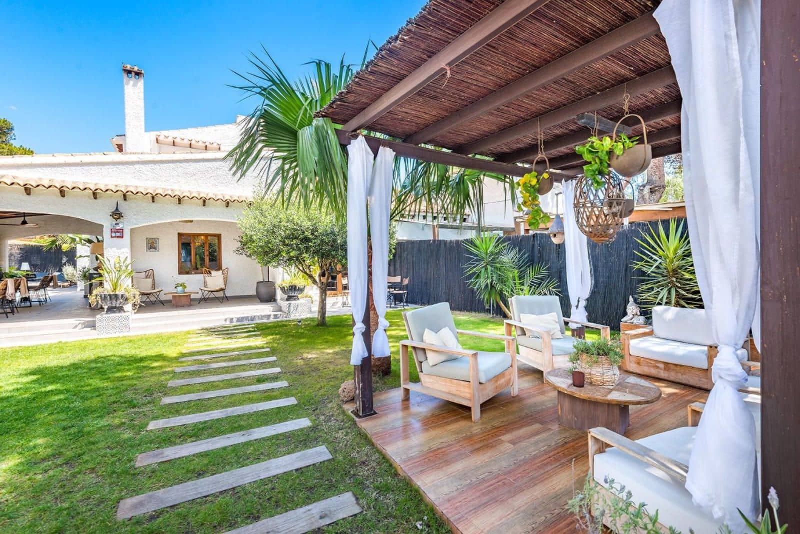 Chalet de 5 habitaciones en Orihuela Costa en venta con piscina garaje - 930.000 € (Ref: 9237508)