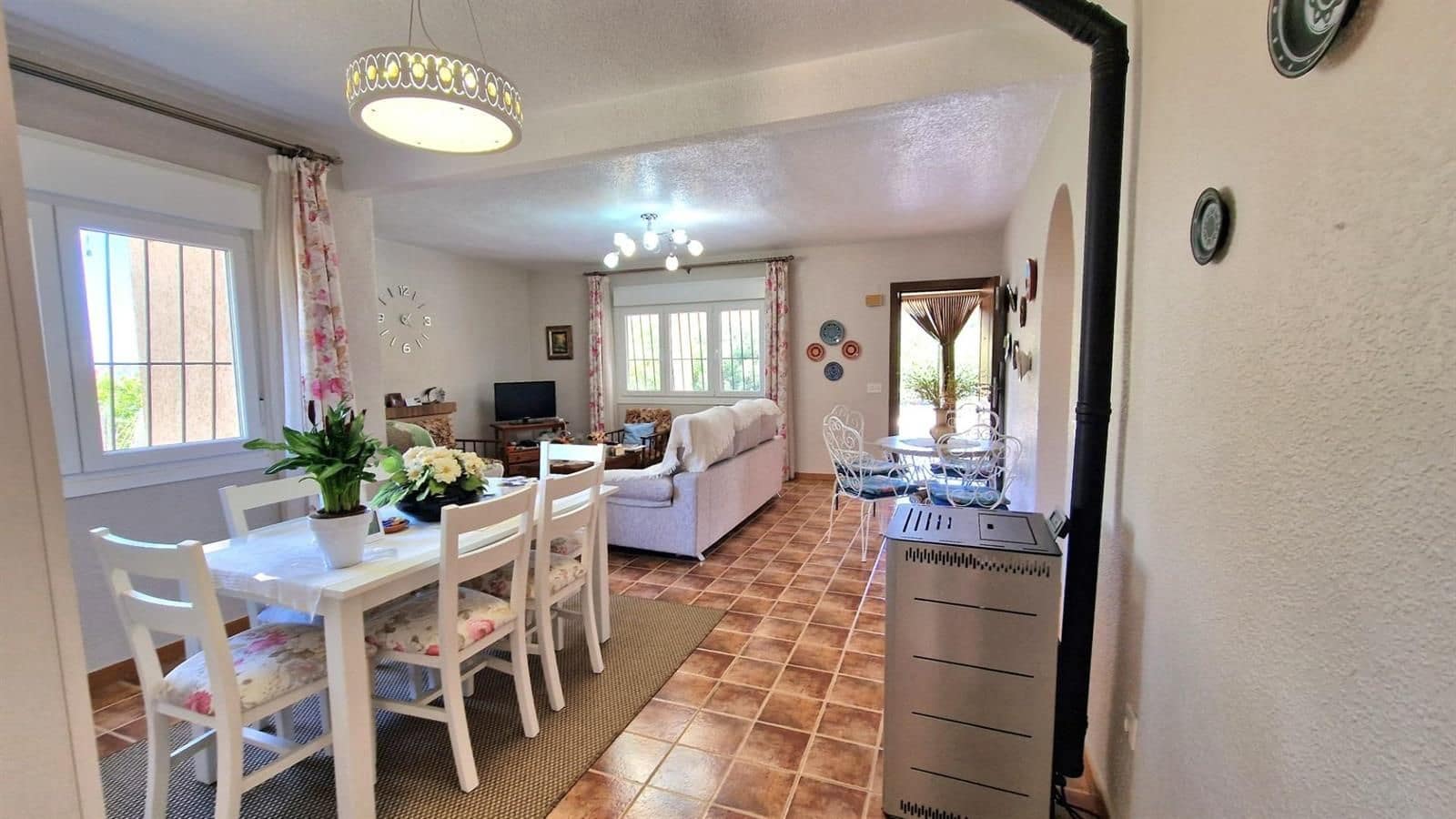 3 sovrum Villa till salu i Torrevieja med garage - 430 000 € (Ref: 9237512)