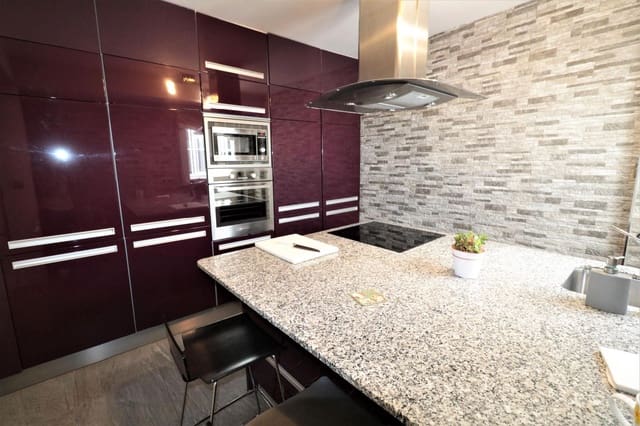 3 slaapkamer Penthouse te koop in Playa de los Náufragos, Torrevieja - € 207.000 (Ref: 9237513)