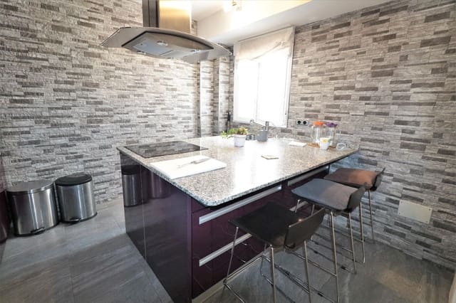 3 slaapkamer Penthouse te koop in Playa de los Náufragos, Torrevieja - € 207.000 (Ref: 9237513)