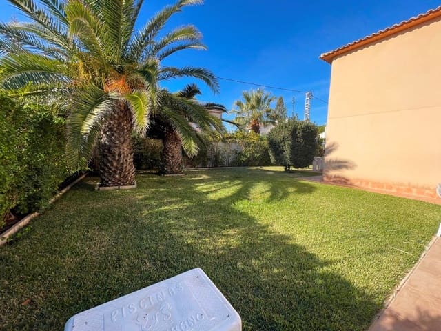 7 bedroom Villa for sale in Cabo Roig, Orihuela with pool - € 1,100,000 (Ref: 9237516)