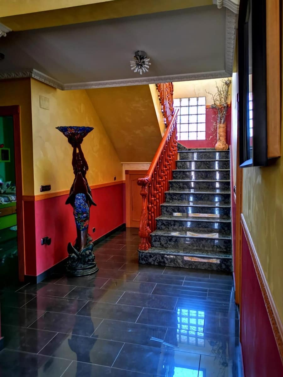 4 soveværelse Villa til salg i La Campaneta med swimmingpool garage - € 450.000 (Ref: 9237517)