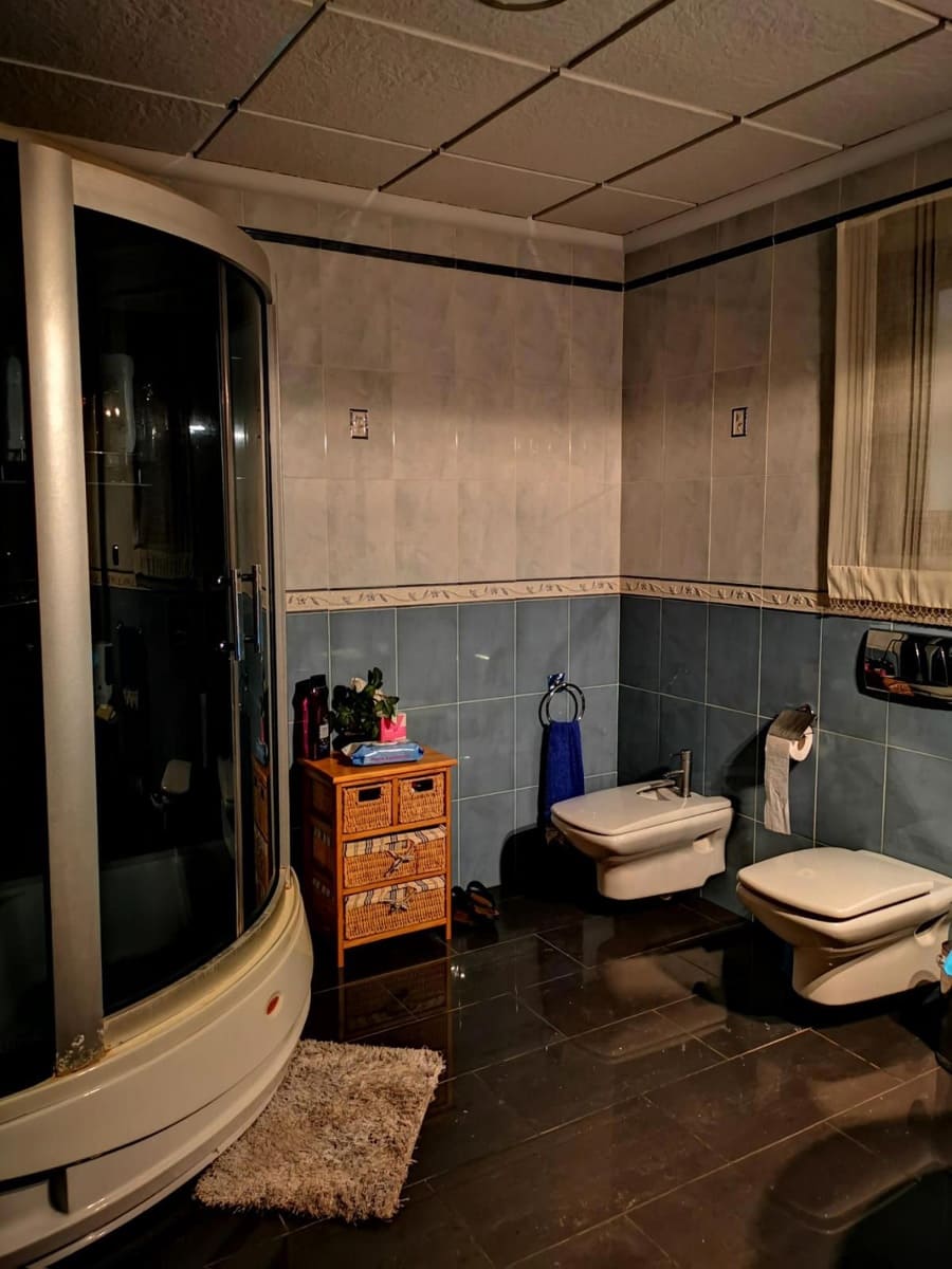 4 soveværelse Villa til salg i La Campaneta med swimmingpool garage - € 450.000 (Ref: 9237517)