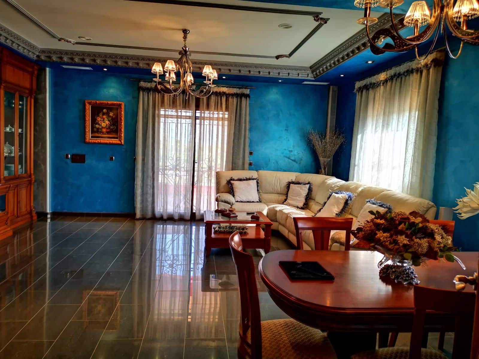 4 soveværelse Villa til salg i La Campaneta med swimmingpool garage - € 450.000 (Ref: 9237517)