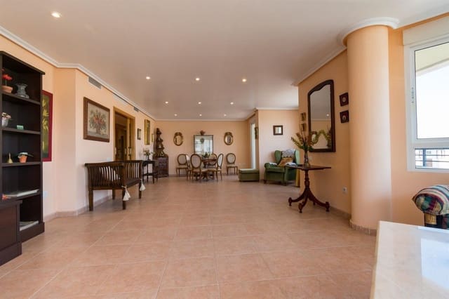 5 quarto Apartamento para venda em El Molino, Torrevieja - 260 000 € (Ref: 9237521)