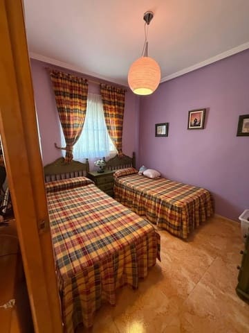 2 bedroom Villa for sale in Parque de las Naciones, Torrevieja with pool garage - € 165,000 (Ref: 9237525)