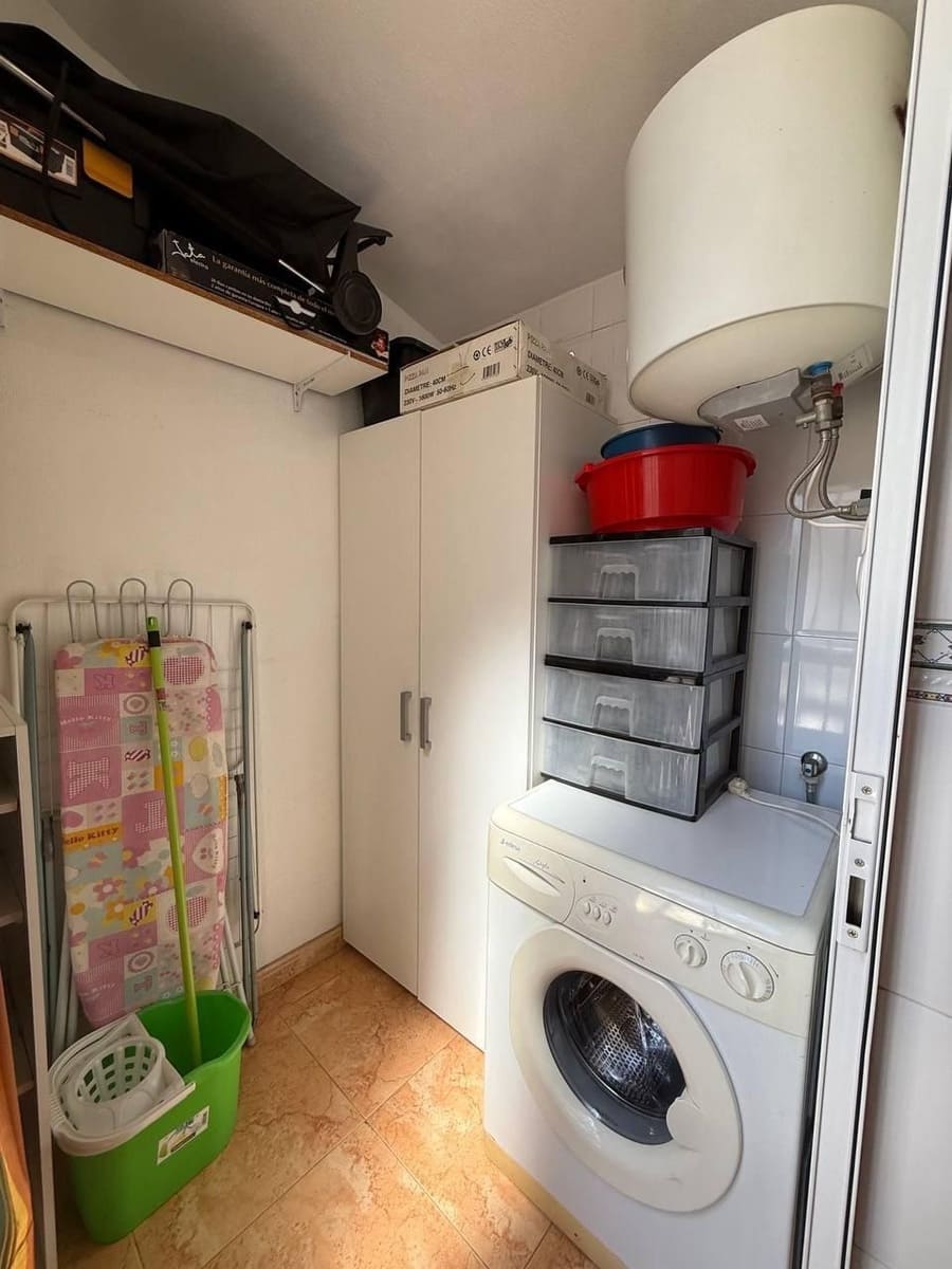 2 sypialnia Willa na sprzedaż w Torrevieja z basenem garażem - 165 000 € (Ref: 9237525)