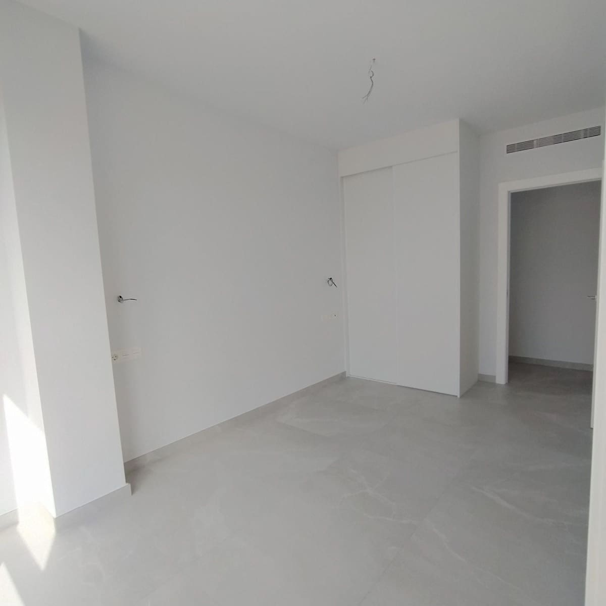 2 Zimmer Wohnung zu verkaufen in Torrevieja mit Pool Garage - 335.000 € (Ref: 9237532)