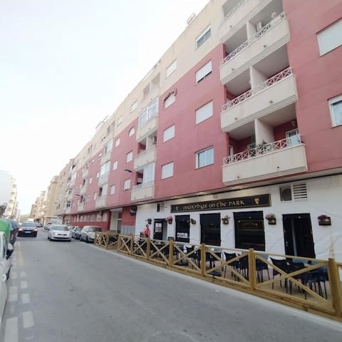Piso de 2 habitaciones en Parque de las Naciones, Torrevieja en venta - 187.000 € (Ref: 9237535)