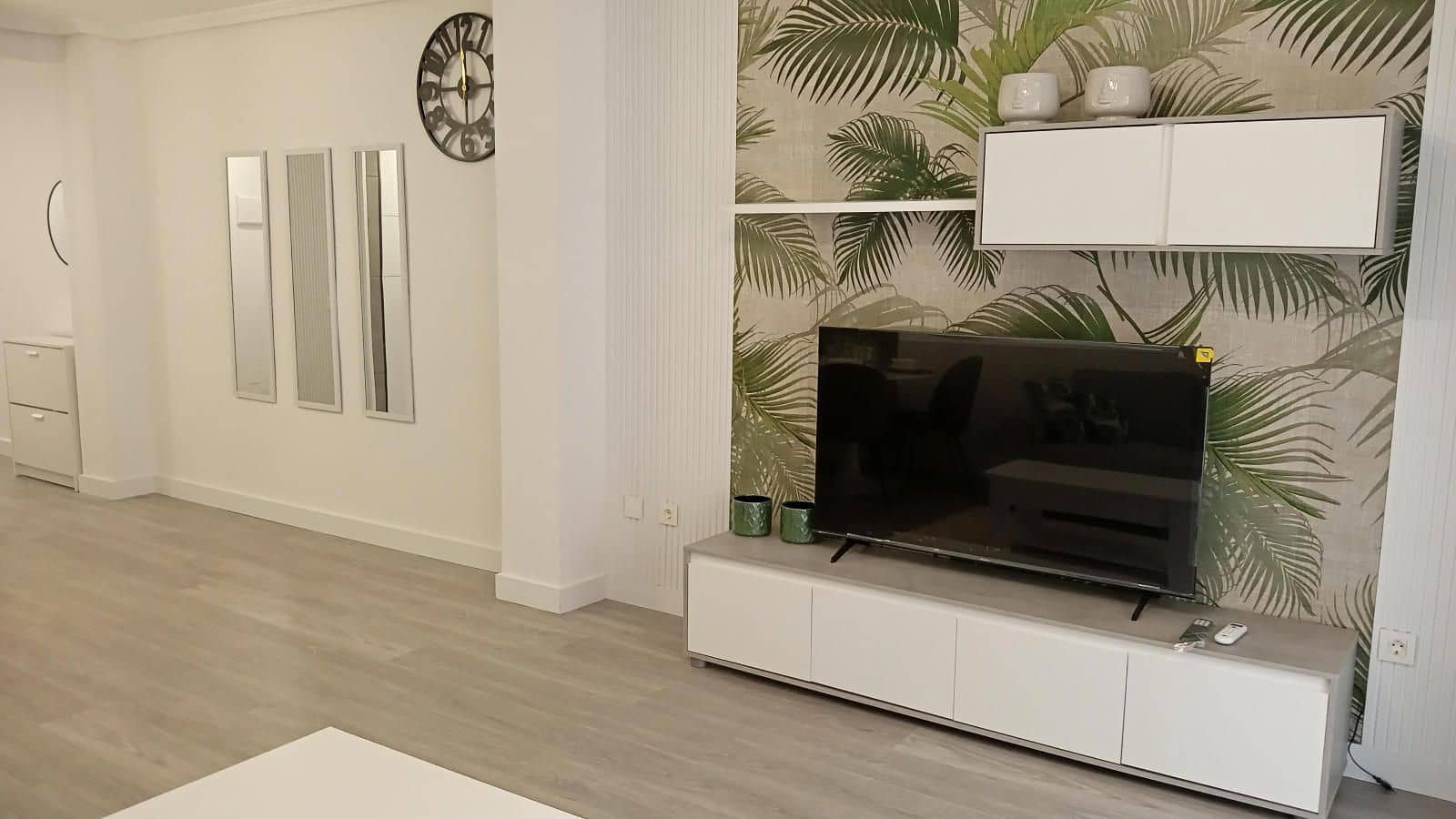 Piso de 2 habitaciones en Torrevieja en venta - 165.000 € (Ref: 9237536)